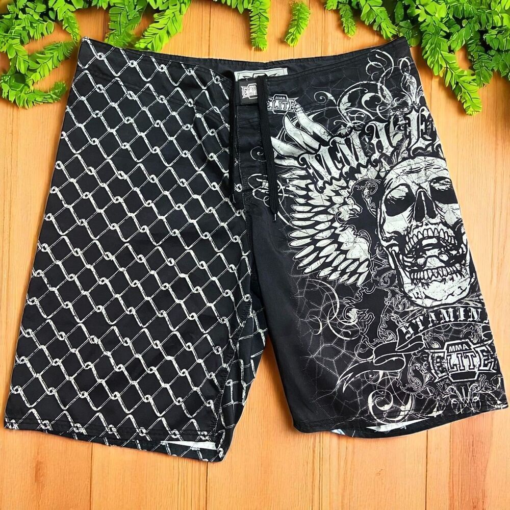 MMA Elite Y2K Vintage Combat Fighting Board Shorts Skulls Black White Mens XL